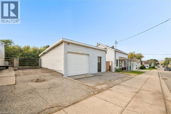 2pc Bathroom - 77 Beverly Street, Cambridge, ON N1R3Z6 Photo 4