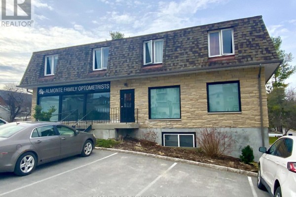 77 Brae Street, Mississippi Mills, ON, photo 2