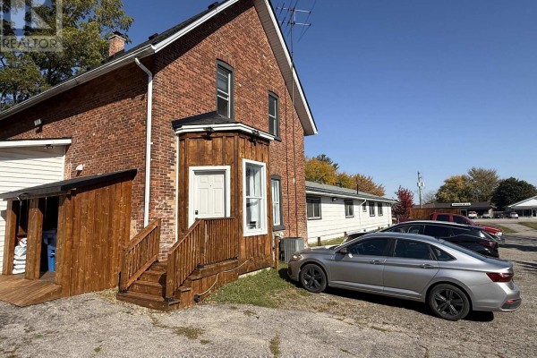 77 Erie Street S, Chatham Kent, ON N0P2C0 Photo 5