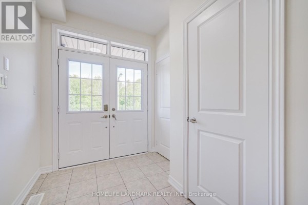 Kitchen - 77 Mccague Avenue, Richmond Hill, ON L4S0J4 Photo 5