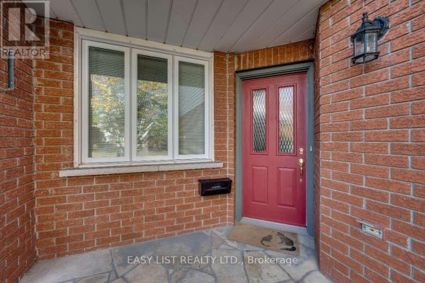 77 Mcgibbon Drive, Ottawa, ON K2L4A5 Photo 3