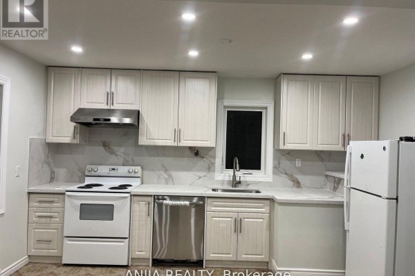 77 Nash Drive, Toronto, ON, photo 3