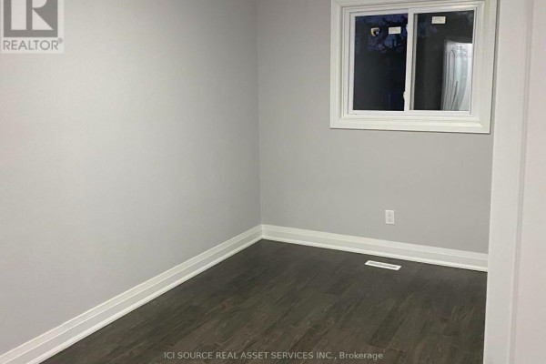 77 Newbridge Crescent, Brampton, ON, photo 3