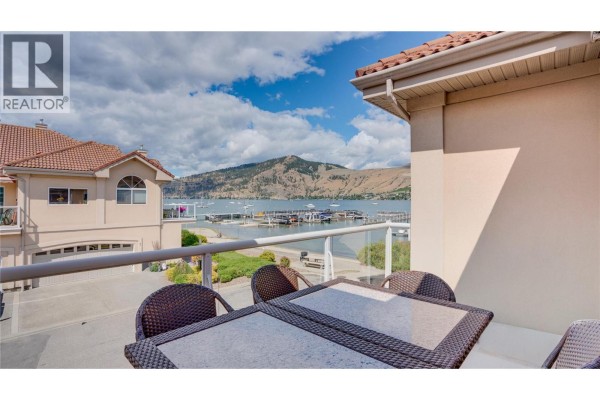 Foyer - 7701 Okanagan Landing Road Unit# 8, Vernon, BC V1H1L3 Photo 2