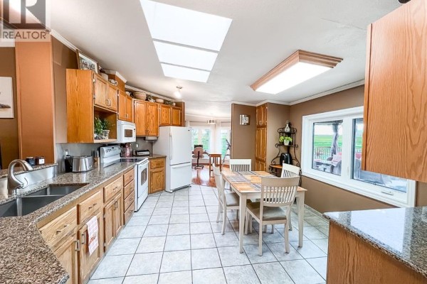 4pc Bathroom - 77132 Range Road 212, Rural Smoky River No  130, M D  Of, AB T0H1M0 Photo 2