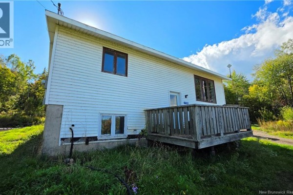 Bath (# pieces 1-6) - 7714 Route 101, Clarendon, NB E5K4V2 Photo 5