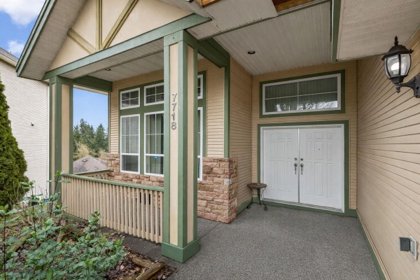 7718 145 Street, Surrey, BC V3S9C4 Photo 2