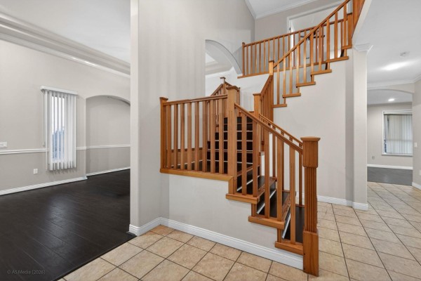 7718 145 Street, Surrey, BC V3S9C4 Photo 3
