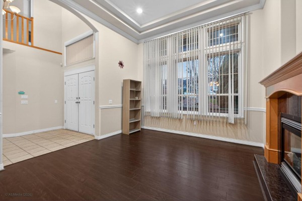 7718 145 Street, Surrey, BC V3S9C4 Photo 5