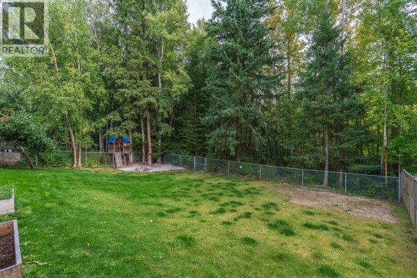 Family room - 7718 St Mark Crescent, Prince George, BC V2N4B8 Photo 2