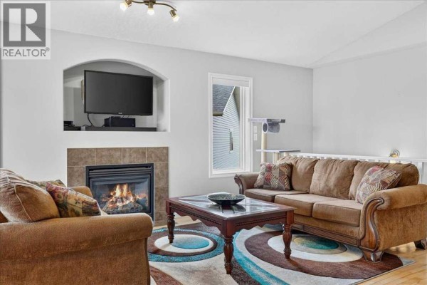 Bedroom - 772 Carriage Lane Drive, Carstairs, AB T0M0N0 Photo 5