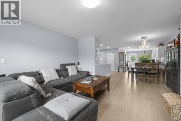 7737 Allman Street, Burnaby, BC V5E2A9 Photo 4
