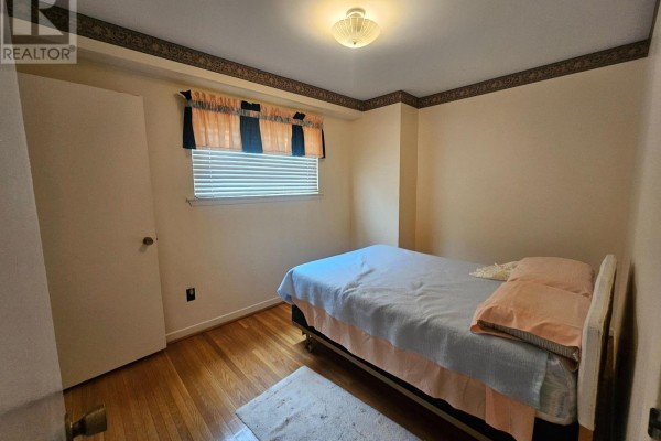 Bedroom 3 - 7746 Redstone Road, Mississauga, ON L4T2B9 Photo 5