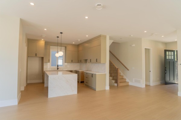7750 196 Street, Langley, BC V2Y3V4 Photo 4