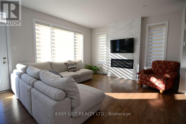 Primary Bedroom - 776 Eminence Street, Ottawa, ON K2J6X6 Photo 4