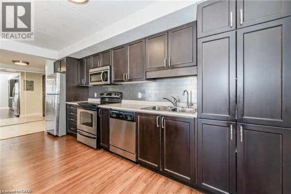 Primary Bedroom - 776 Laurelwood Drive Unit# 711, Waterloo, ON N2V0A8 Photo 4