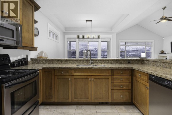 Full bathroom - 7760 Okanagan Landing Road Unit# 25, Vernon, BC V1H1Z4 Photo 5