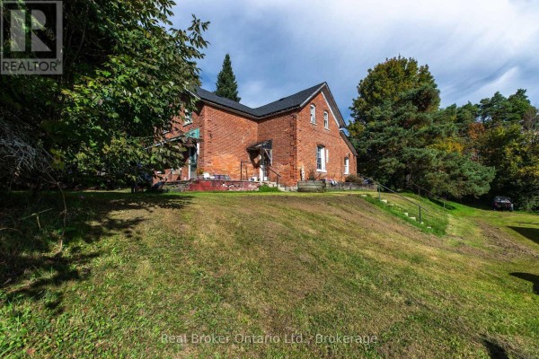 776813 Highway 10, R.r. #3 Highway, Chatsworth, ON N0H1R0 Photo 4