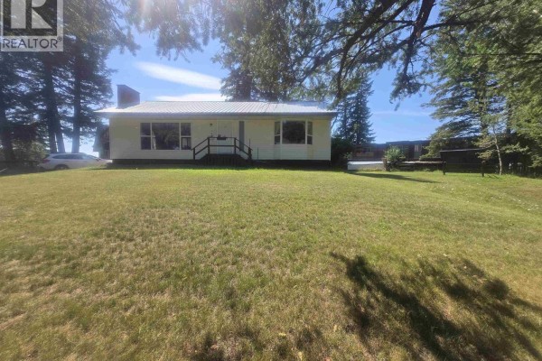 Dining room - 777 Callanan Street, Quesnel, BC V2J2V5 Photo 2