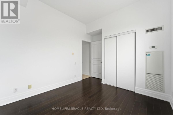 Lph2 - 777 Steeles Avenue, Toronto, ON, photo 2