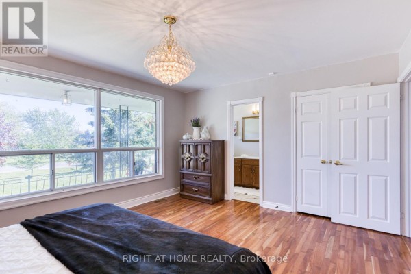 Living room - 7770 Healey Road, Caledon, ON L7E0V5 Photo 3
