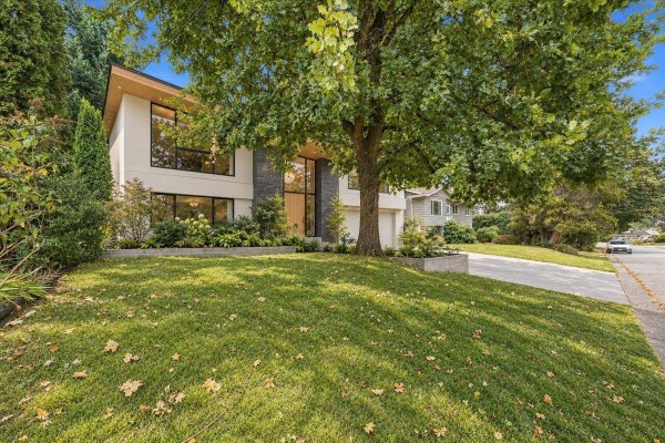 7772 Bremridge Drive, Delta, BC V4C5E4 Photo 2