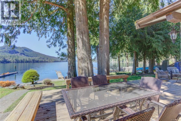 Family room - 7774 Sunset Dr, Lake Cowichan, BC V0R2G0 Photo 2