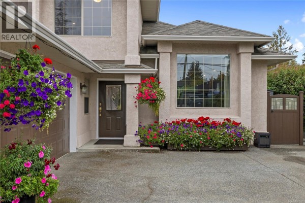 779 Mulholland Dr, Parksville, BC, photo 2