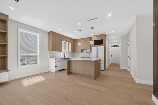 7791 146 Street, Surrey, BC V2S2T6 Photo 4