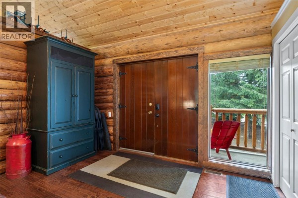 Bedroom - 7799 Golf Course Road, Anglemont, BC V0E1M8 Photo 5