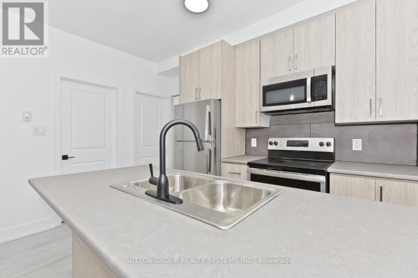 Bathroom - 78 Albert Street, St  Catharines, ON L2R2H1 Photo 3