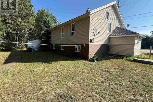 Kitchen - 78 Armstrong Street, Machin, ON P0V2V0 Photo 2