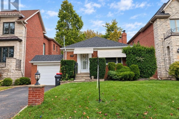78 Bannockburn Avenue, Toronto, ON M5M2N1 Photo 3