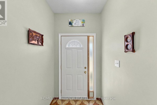 Living room - 78 Crayford Drive, Toronto, ON M1W3B6 Photo 4