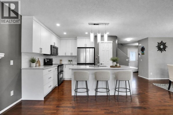 2pc Bathroom - 78 Everglen Way Sw, Calgary, AB T2Y5G3 Photo 5