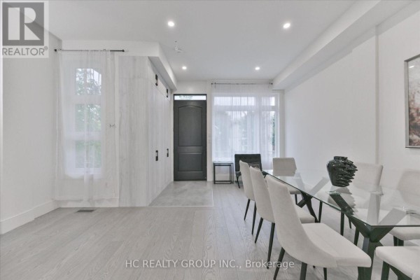 78 Greendale Avenue, Toronto, ON M6N4P6 Photo 4