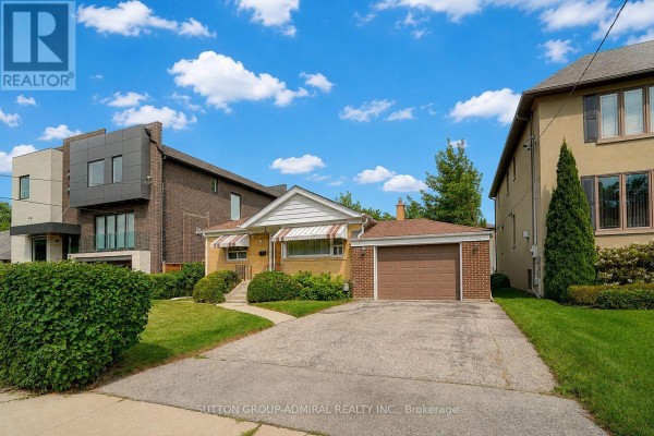 78 Invermay Avenue, Toronto, ON M3H1Z5 Photo 3