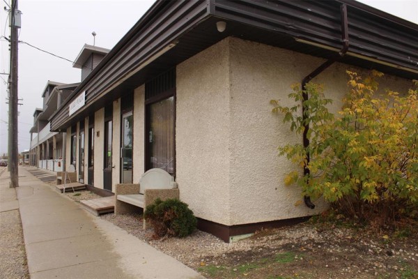 78 Main Street, Riverton, MB R0C2R0 Photo 4