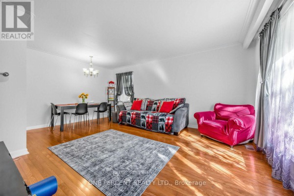 Primary Bedroom - 78 Melchior Drive, Toronto, ON M1E3W5 Photo 3