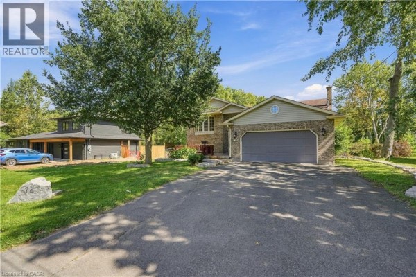 2pc Bathroom - 78 Montgomery Road, Welland, ON L3C2Y3 Photo 2