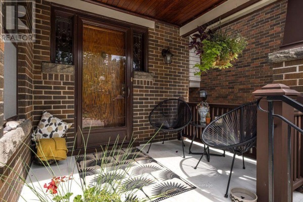78 Paisley Avenue N, Hamilton, ON, photo 3