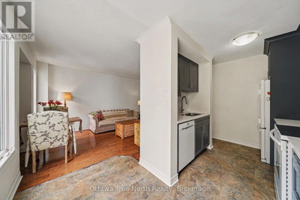 Dining room - 78 Redpath Drive, Ottawa, ON K2G6E3 Photo 4