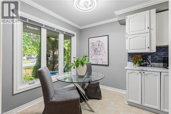 Family room - 78 Ryans Way, Waterdown, ON L8B0H3 Photo 4