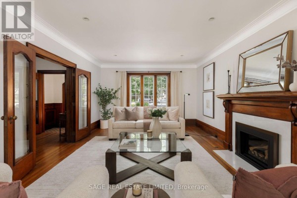 Primary Bedroom - 78 The Kingsway, Toronto, ON M8X2T5 Photo 5