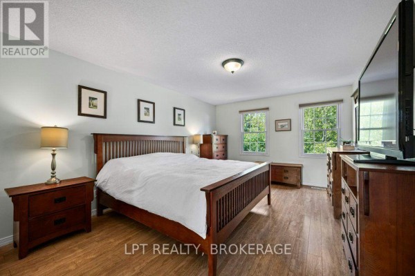780 Muirfield Crescent, Kingston, ON, photo 3