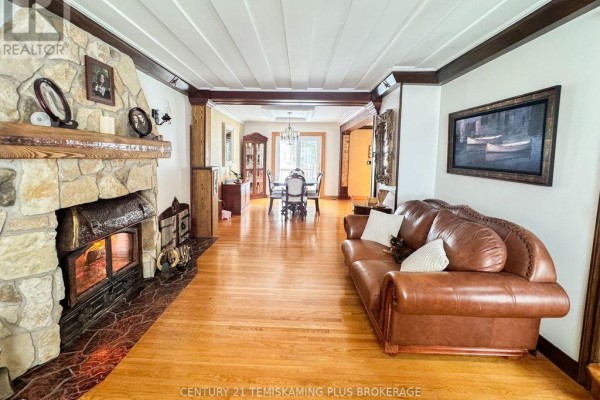 Kitchen - 781 Dawson Point Road E, Timiskaming, ON P0J1P0 Photo 4