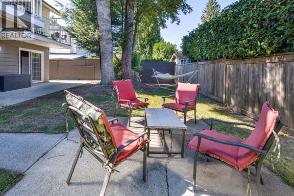 781 Pinemont Avenue, Port Coquitlam, BC V3B5B7 Photo 5