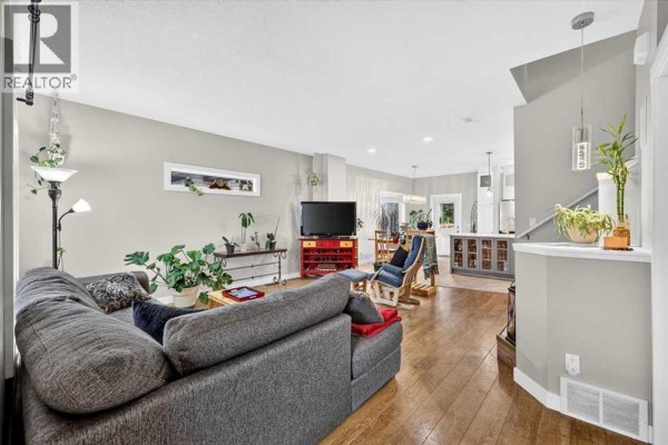 2pc Bathroom - 781 Stonehaven Drive, Carstairs, AB T0M0N0 Photo 5