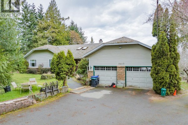 Kitchen - 7810 Aats Rd, Lantzville, BC V0R2H0 Photo 4