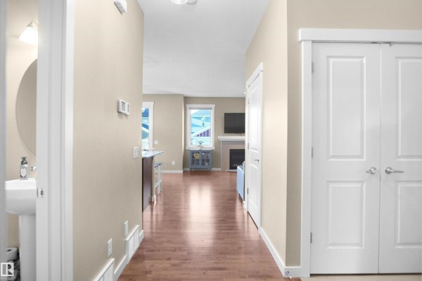 Primary Bedroom - 7812 18 Av Sw, Edmonton, AB T6X0V3 Photo 5